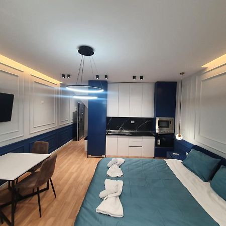 #New Luxury Apartment 地拉那 外观 照片