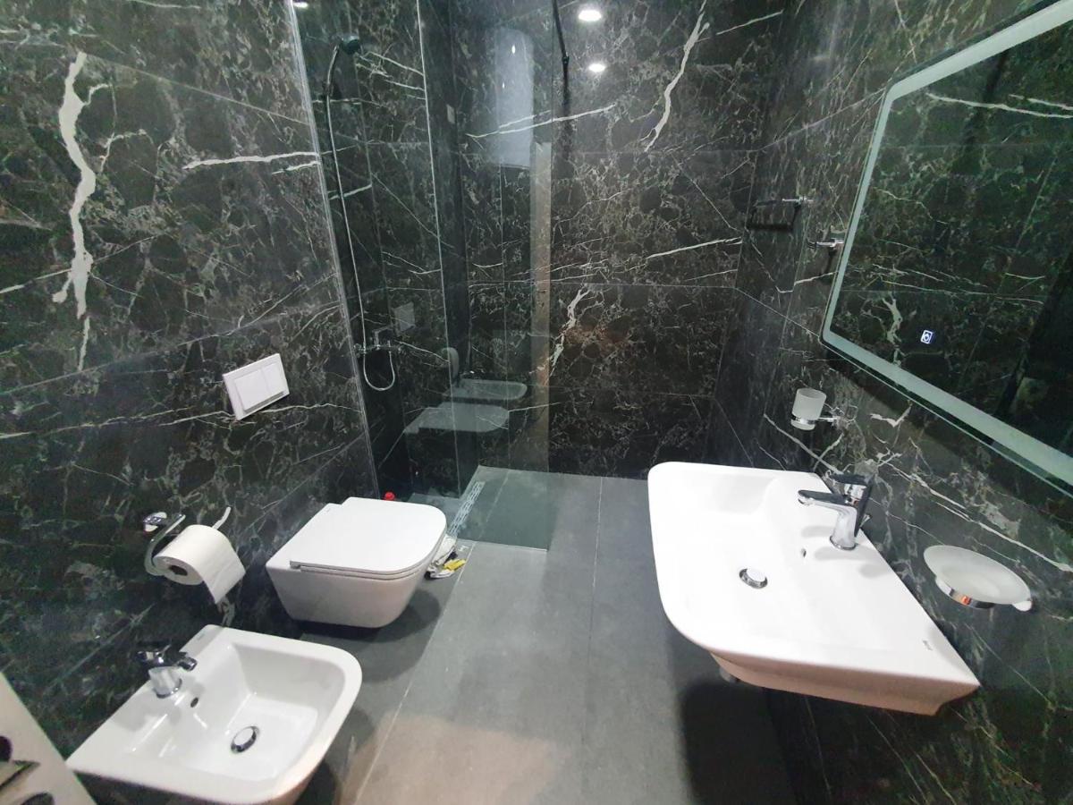 #New Luxury Apartment 地拉那 外观 照片